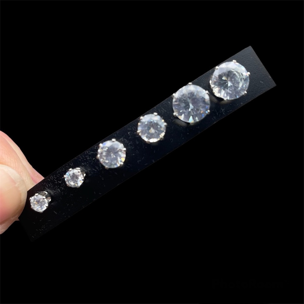 HP 🌿 3 Pair Multi-size Faux Diamond Stud Earrings Unisex Clear Cubic Zirconium - Picture 11 of 12